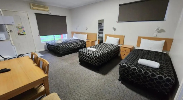 Четырёхместный номер Premium Hume Inn Motel Albury CBD