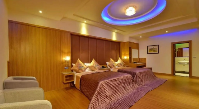 Camera Business Zheng Yi Classic Hotel & Motel