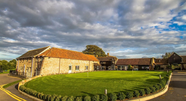 Mendip Spring Golf and Country Club, Varaa Lomakoti Mökit kohteessa Merseyside, Mökki