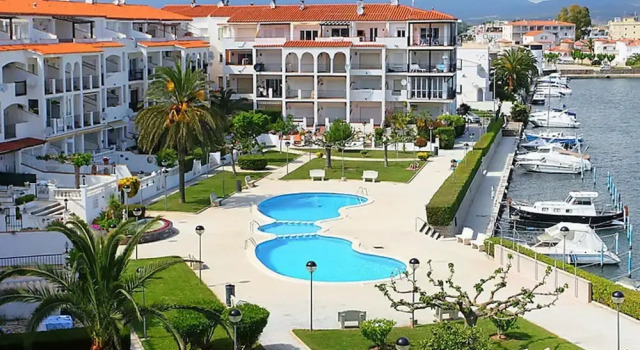 Апартаменты 0137-sant Maurici Apartamento con Vista al Canal y Piscina