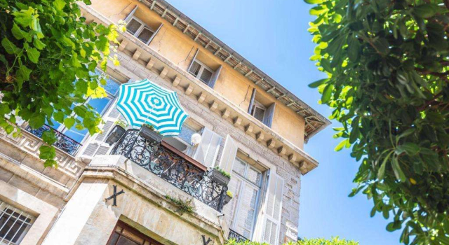La Maïoun Guesthouse, Забронировать Хостел Отели Ниццы с завтраком, рядом с Набережная Соединенных Штатов, Завтраки