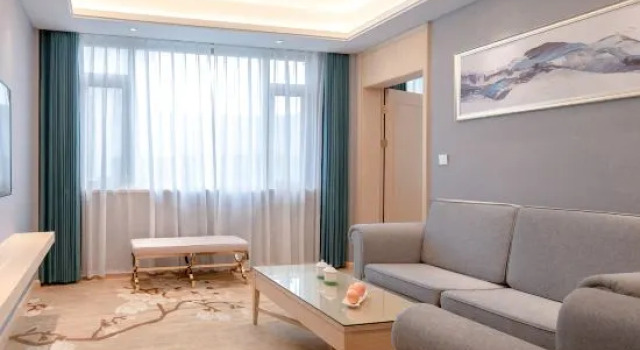 Люкс Deluxe c 1 комнатой Vienna Hotel Guangdong Dongguan Humen Beishan