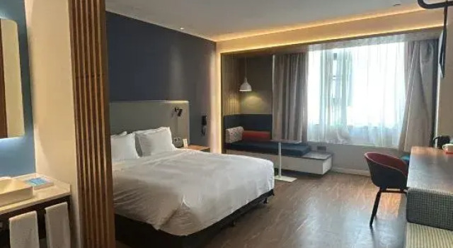 Люкс Superior Holiday Inn Express Shijiazhuang High-tech Zone by IHG