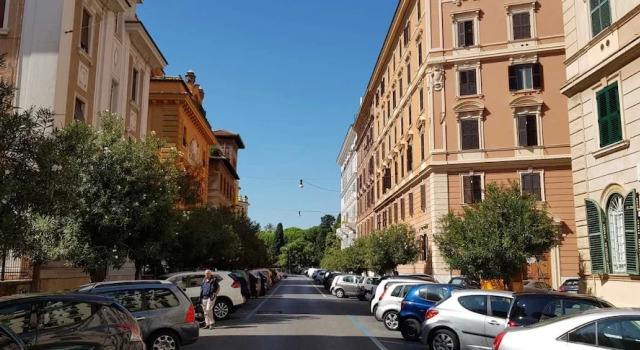 Casa Tua Suite Coliseum, Забронировать Отель Рионе Монти Рим, рядом с Вокзал Термини