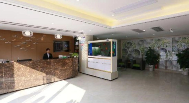 SET Chain Hotel (Xiangyang Yunxing Road), Prenota Hotel Hotel a Xiangyang con parcheggio, Parcheggio
