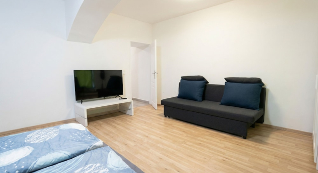 Апартаменты Beautiful 1BR Apartment Near Prater Park