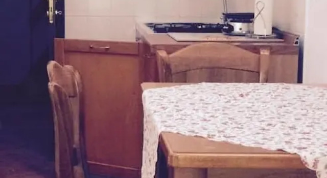 Alle Vecchie Querce - Le Rose, Rezervovat Hotel Fontecchio Abruzzo
