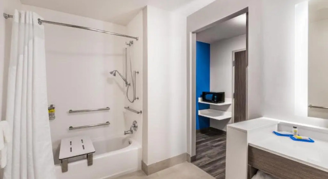 Номер Standard Holiday Inn Express & Suites Lake Havasu - London Bridge by IHG