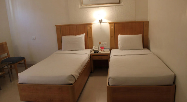 FabHotel Srujana Inn