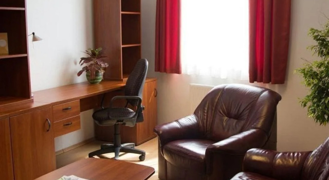 Uni-Hotel Dikotthon, Buchen Sie Hotel Miskolc 