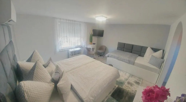 Anna Panzió, Rezervovat Hotel Herend 