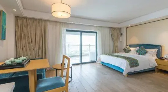 Люкс Superior Poly Phoenix Hotel