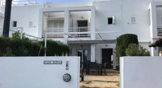 Casa Elena, Забронировать Отель Сан-Хуан-де-лос-Террерос Коста-де-Альмерия, рядом с Playa la Escribanía