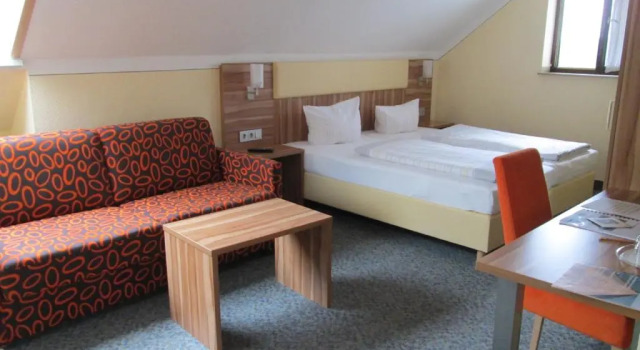 Трёхместный номер Standard Landhotel Karrenberg