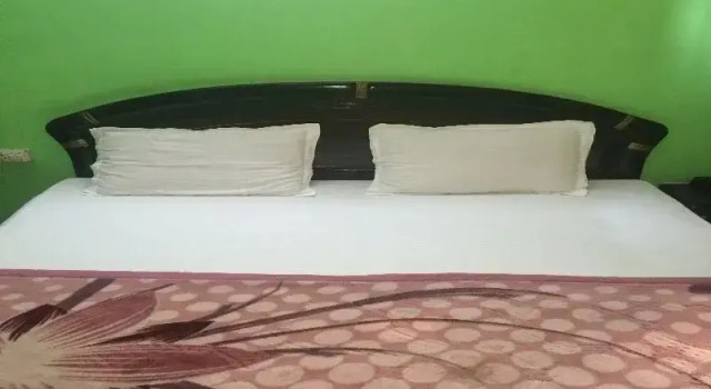 Airport Hotel Monarch