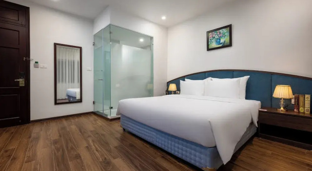 Номер Deluxe Vista Hanoi Hotel