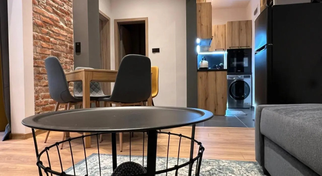 Home 12, Забронировать Отель Отели Софии с парковкой, рядом с Станция метро Lions' Bridge, Парковка