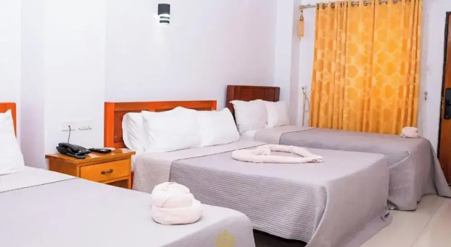 Четырёхместный семейный номер Standard Empress Island Hotel