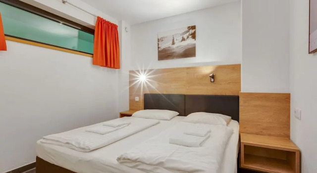 Luxurious Apartment Near Ski Area Maria Alm, Забронировать Апартаменты/квартира Отели Мария-Альм с парковкой, рядом с Горнолыжный курорт Хохкёник, Парковка