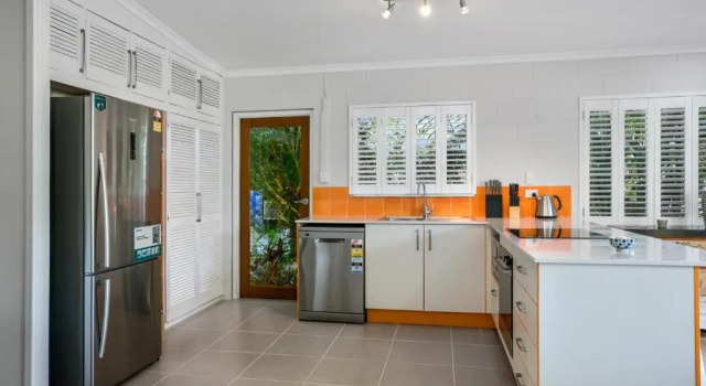 Secret Mission, Prenota Hotel Wongaling Beach Queensland