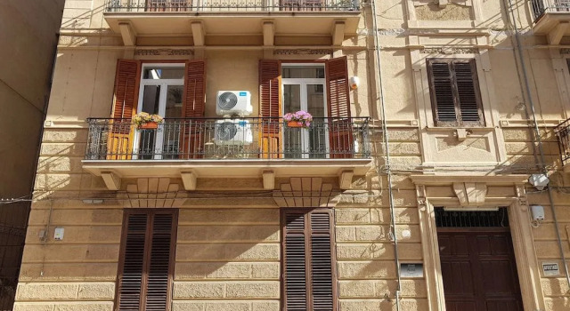 Bed & Breakfast Aziz, Rezervați Hotel Palermo Sicilia