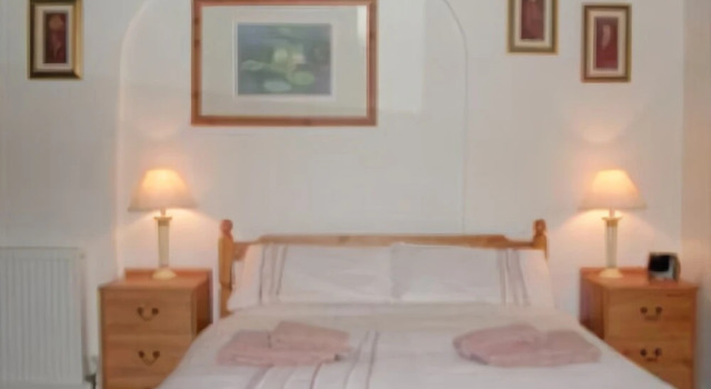 St Malo Guest House, Забронировать Гостевой дом Плимут Девон, рядом с Cathedral Church of St Mary and St Boniface