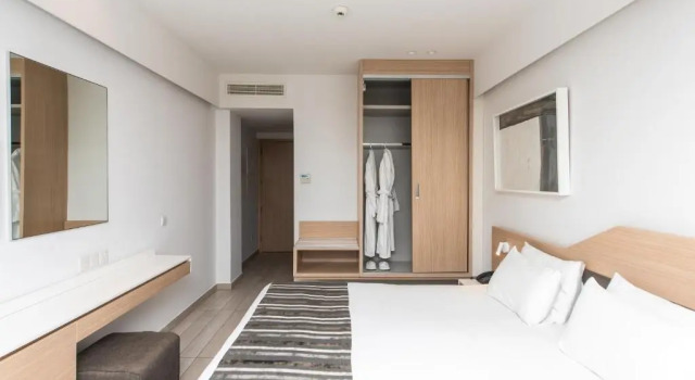 Двухместный номер Standard с частичным видом на море Evalena Beach Hotel