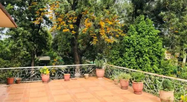 Roomy Isb 1, Book Hotel F-6 Sector Islamabad