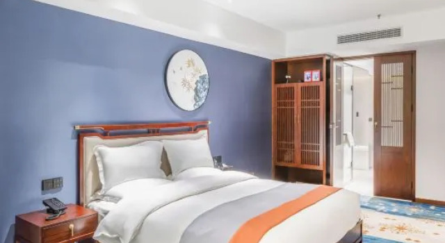 Люкс Premier Zhoukou Baisheng International Hotel