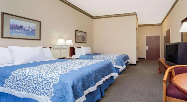 Четырёхместный номер Standard Magnason Hotel