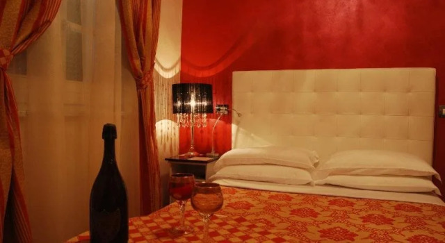 Malö Suites, Book Hotel Hotels in Abruzzo with Parking, Parking