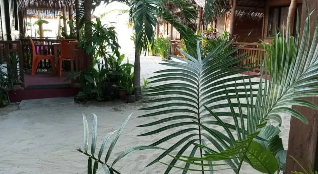 Коттедж Zhayas Beach & Cottages