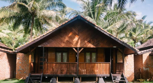 Bungalow Sumatra Surf Resort