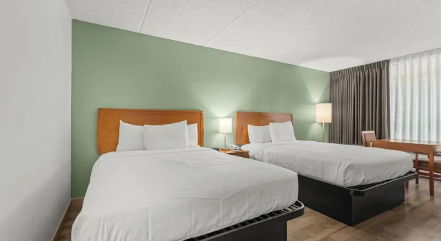 Четырёхместный номер Standard Vagabond Inn Executive Sacramento Old Town