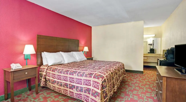 Двухместный номер Days Inn by Wyndham Elizabeth City