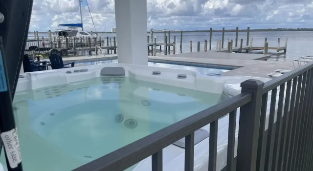 Коттедж 319 Bay & Beach Blessings: Pool Home W/ Water Views! 4 Bedroom Home