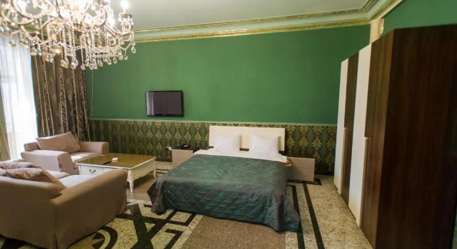 Четырёхместный номер Premium hotel amber