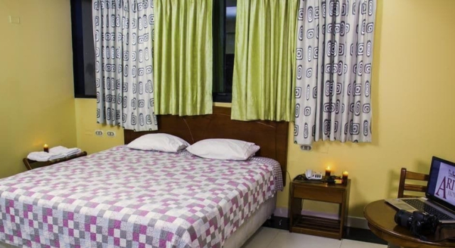 Aris hotel ll, Забронировать Отель Отели в центре Икитос, в центре