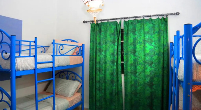 Кровать в общем номере (мужской номер) The Blue House Gerasa