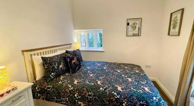 Коттедж Charming 2-bed Lodge in Dorchester