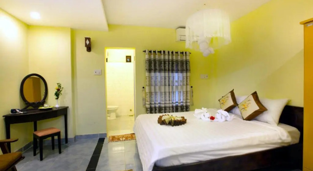 Plum Tree Homestay, Prenota Hotel Cam Chau 