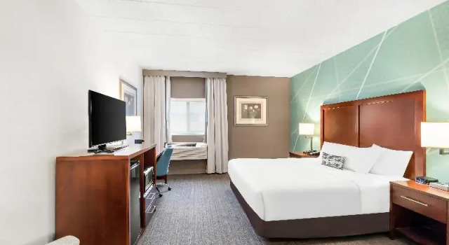 Четырёхместный номер Standard Comfort Inn Pocono Lakes Region