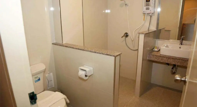 Семейный номер Standard с балконом The Coconut Hotel