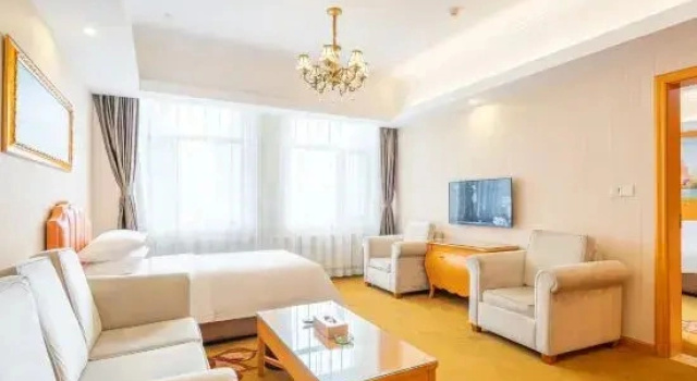 Трёхместный семейный люкс Vienna Hotel Inner Mongolia Chifeng Chixi Road