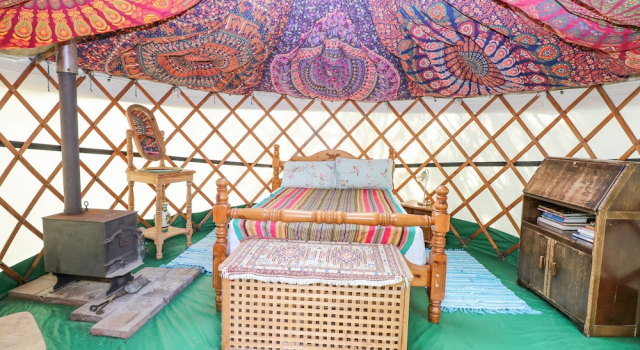Brandon House Farm Yurt, Забронировать Фермерский дом Фермерские дома Англии, Фермерский дом