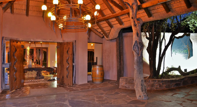 Вилла Luxury Motswiri Private Safari Lodge