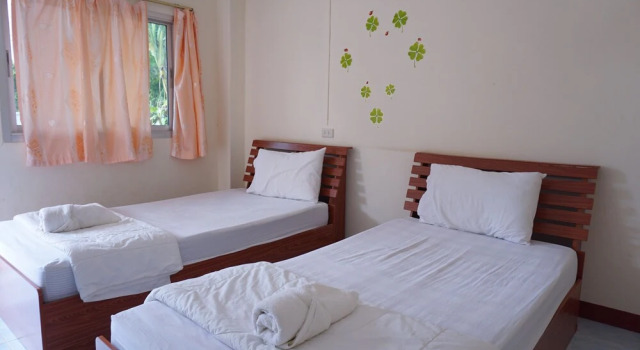 Meesuk Mansion, Varaa Hotelli Hotellit North-Eastern Thailand pysäköinnillä, Pysäköinti