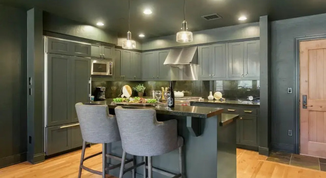 Shooting Star Lodge at Deer Valley Resort - Two Bedroom Residence #204 2 Condo, Varaa Lomakeskus Deer Valley 