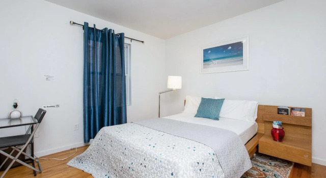 Racpanos Modern Stay on Forrest Street
