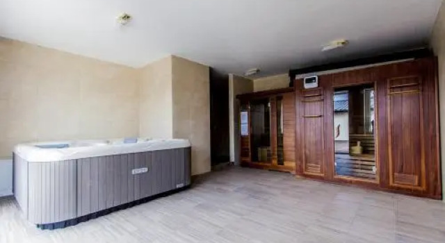 Penzión Čmelák, Rezervovat Hotel Hotely v Trnavský kraj s parkováním, Parkování